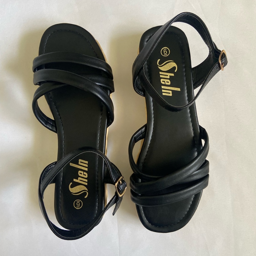 Black espadrille sandals size 6